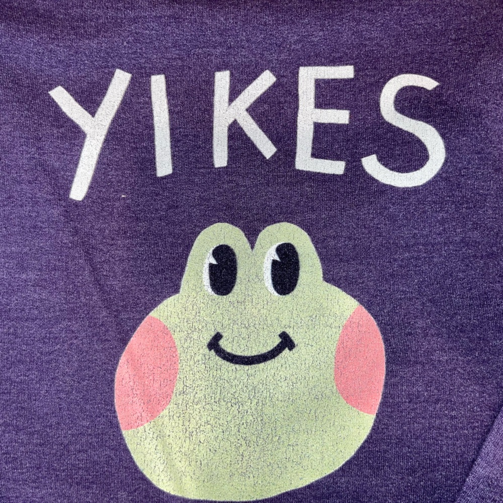 frog sweater